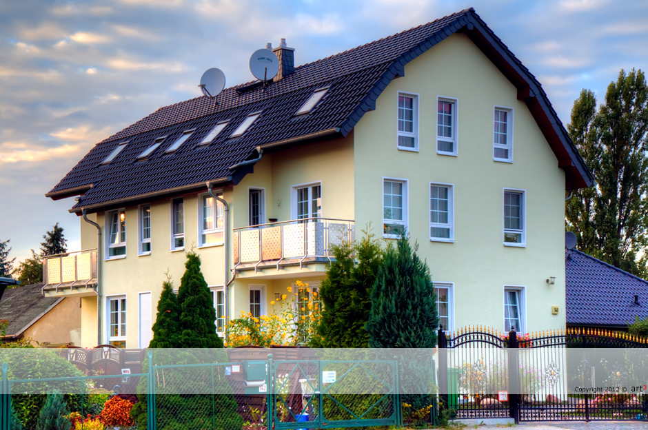 Dreifamilienhaus